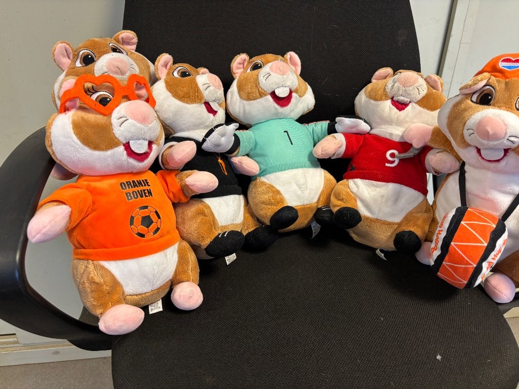Knuffels ah voetbal, Ophalen of Verzenden, Zo goed als nieuw, Overige typen