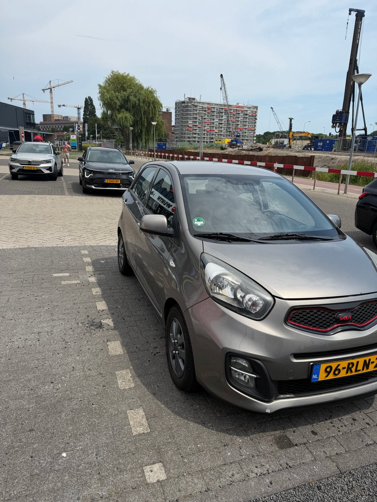 Kia Picanto 1.0 Cvvt 5-DRS 2011 Grijs, Auto's, Kia, Voorwielaandrijving, 400 kg, Origineel Nederlands, 24 km/l