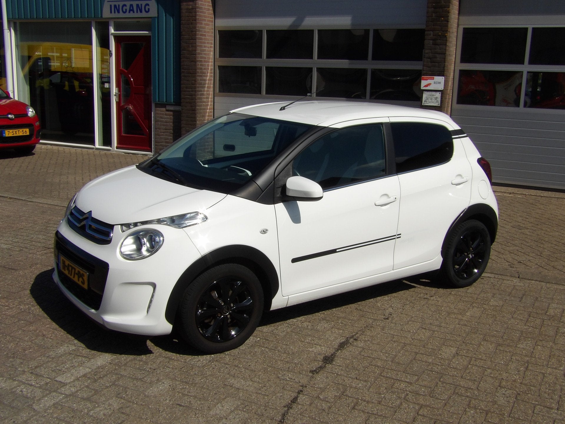 Citroën C1 1.0 VTi Urban Ride (bj 2020), Auto's, Voorwielaandrijving, Euro 6, 4 stoelen, C1