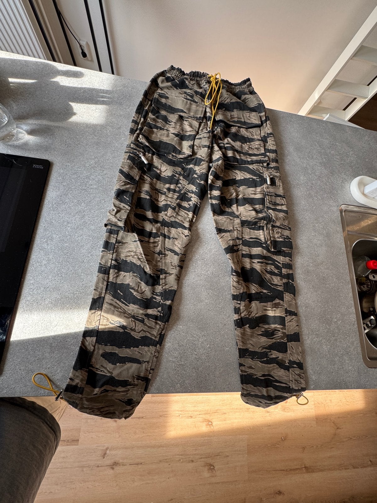 RHUDE Tiger Camo Classic Cargo Broek - Maat S, Ophalen of Verzenden, Zo goed als nieuw, Maat 46 (S) of kleiner, Meerkleurig