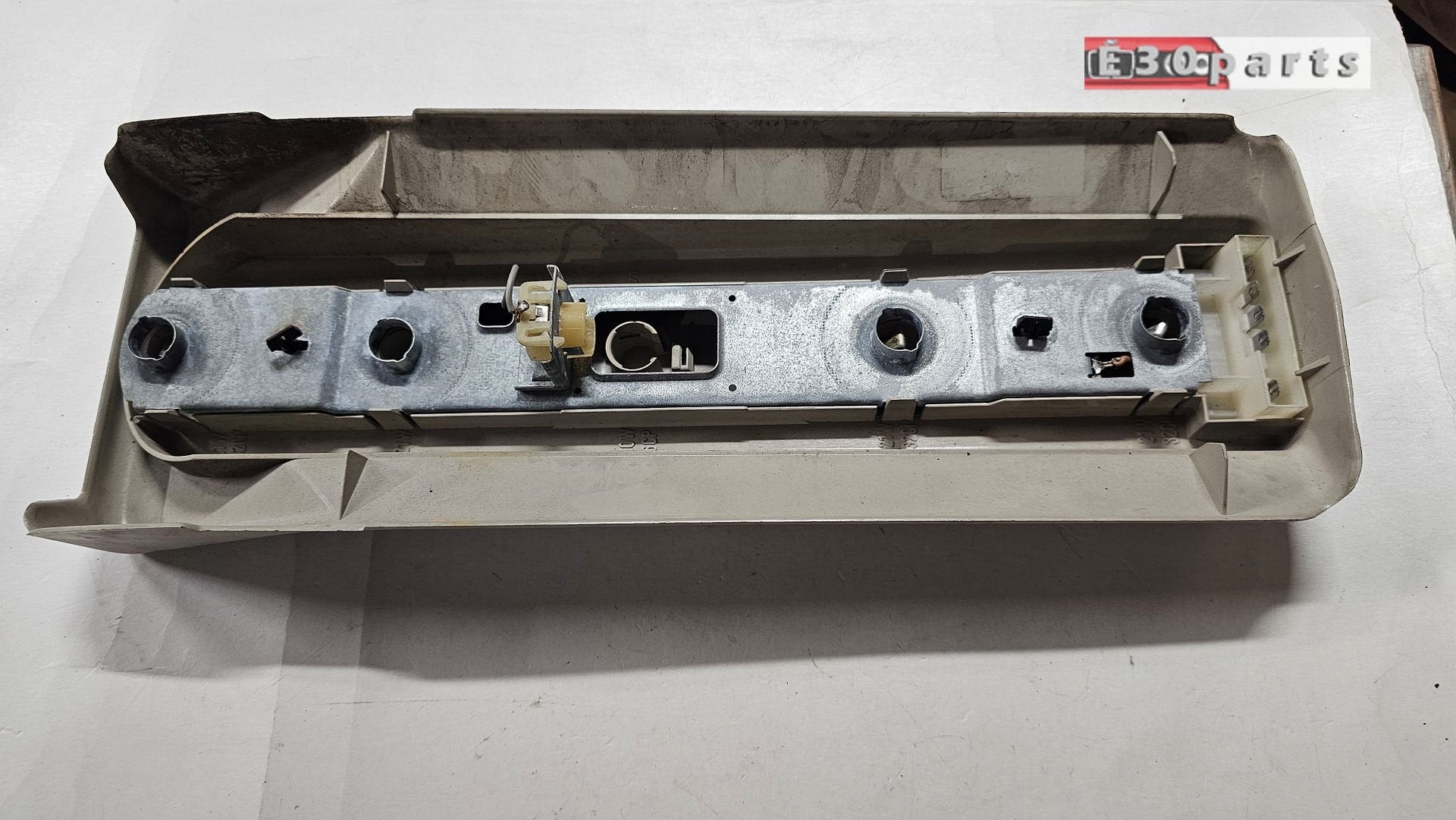 Achterlicht kap fitting -/- mist BMW 3 serie E30 type 1, Auto-onderdelen, Verlichting, Gebruikt, -, Ophalen of Verzenden, -