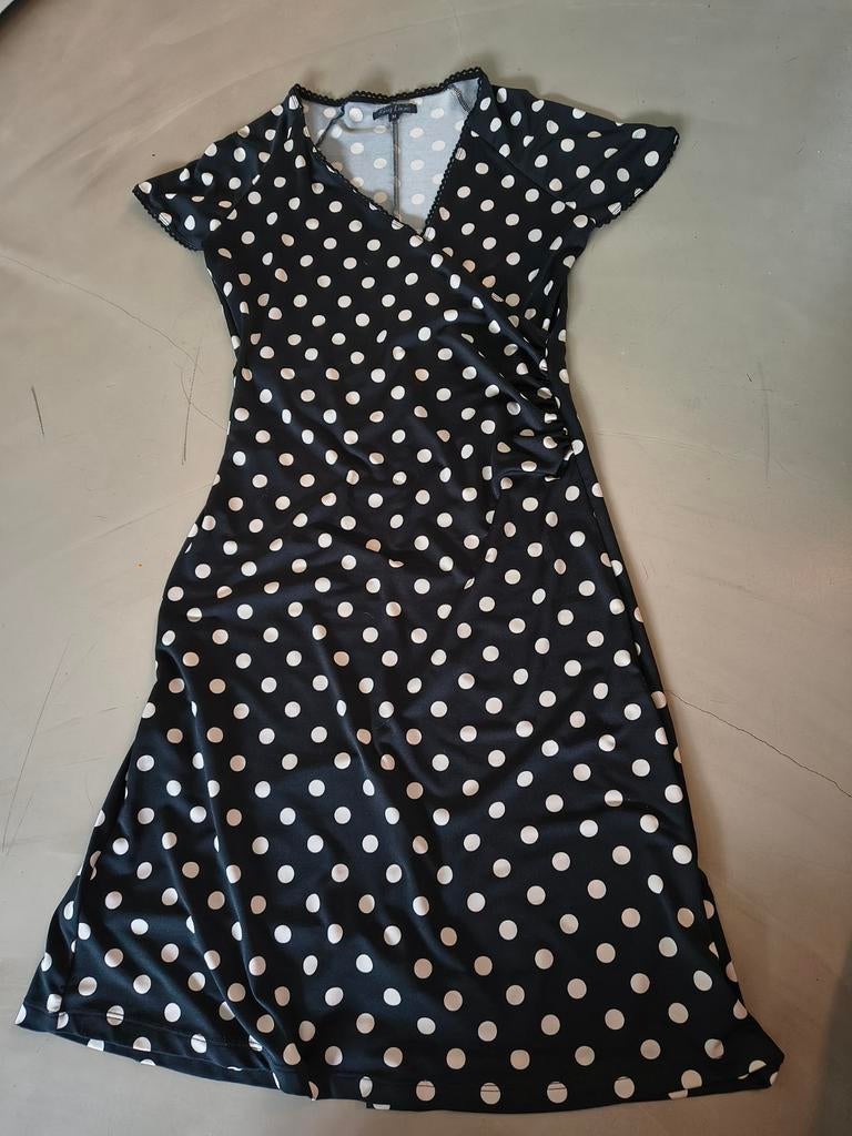 Jurkje King Louie polkadot travelstof maat M, Kleding | Dames, Jurken, Ophalen of Verzenden, Zo goed als nieuw, Zwart, Knielengte