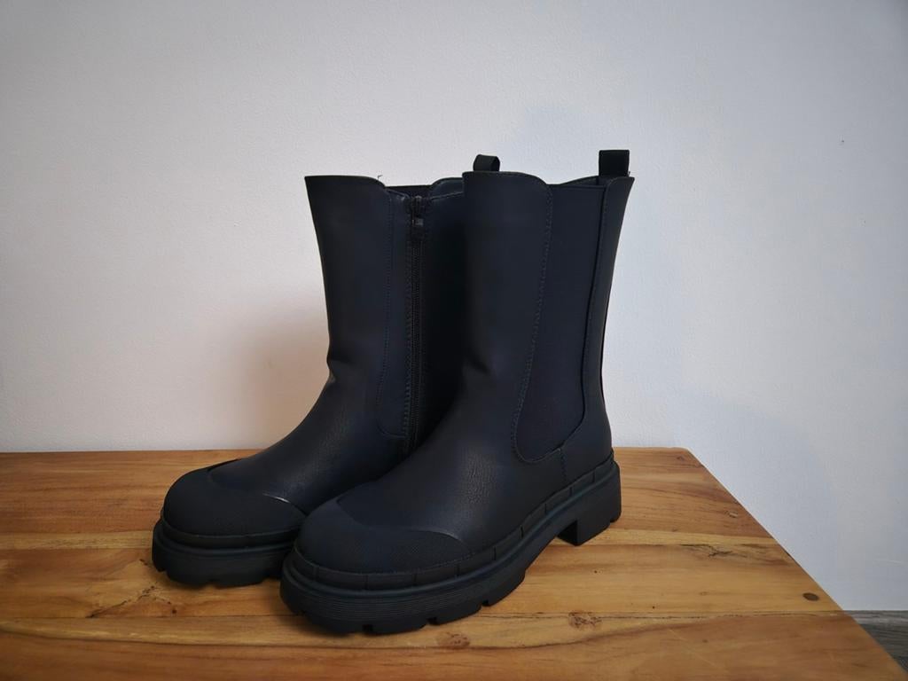 Nieuwe laarsjes. Maat 39, Hoge laarzen, Verzenden, Zwart, Nieuw