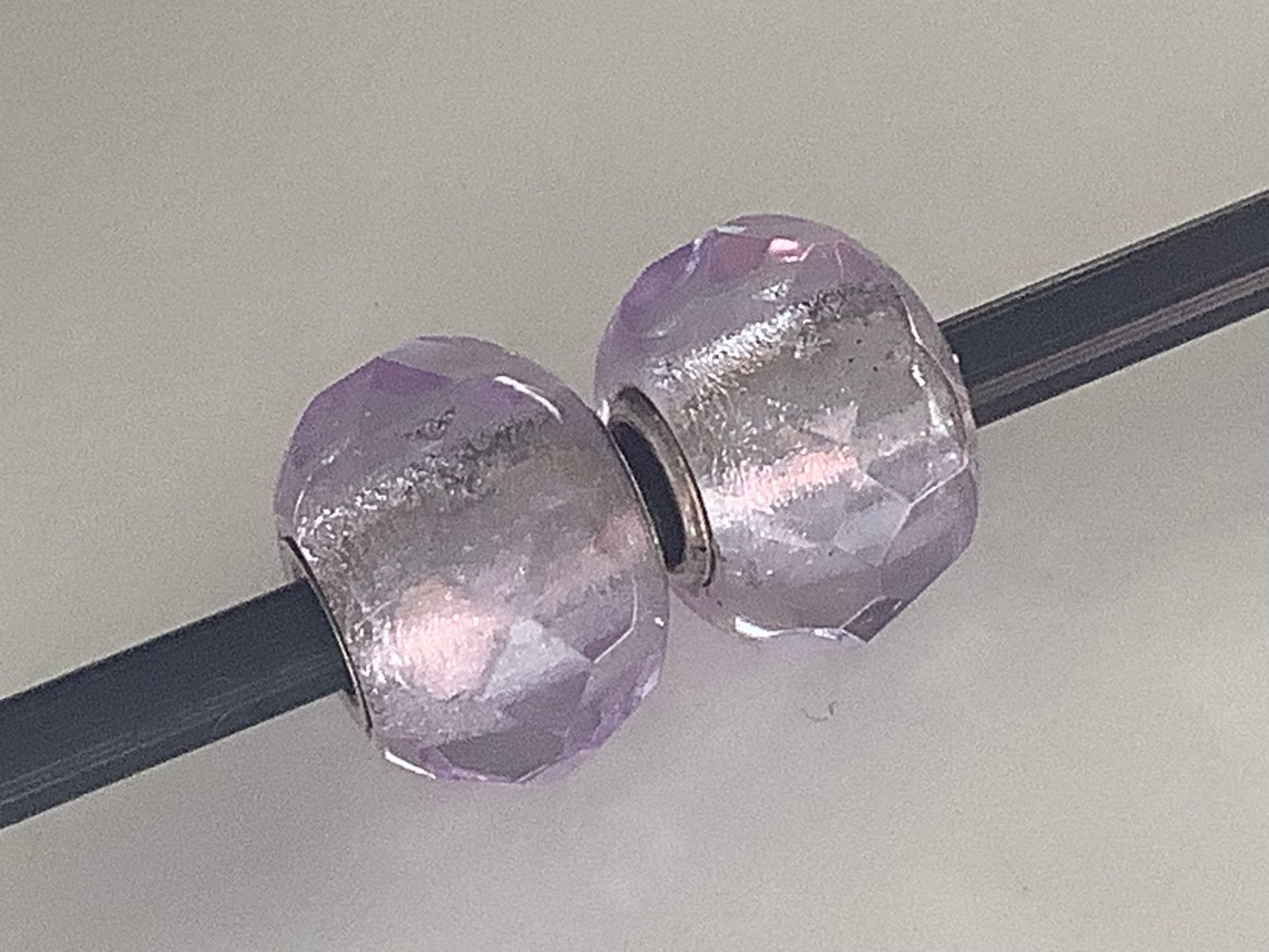 Trollneads lila prisma, ik heb er 2., Glas of Kristal, Ophalen of Verzenden, Zo goed als nieuw, Trollbeads