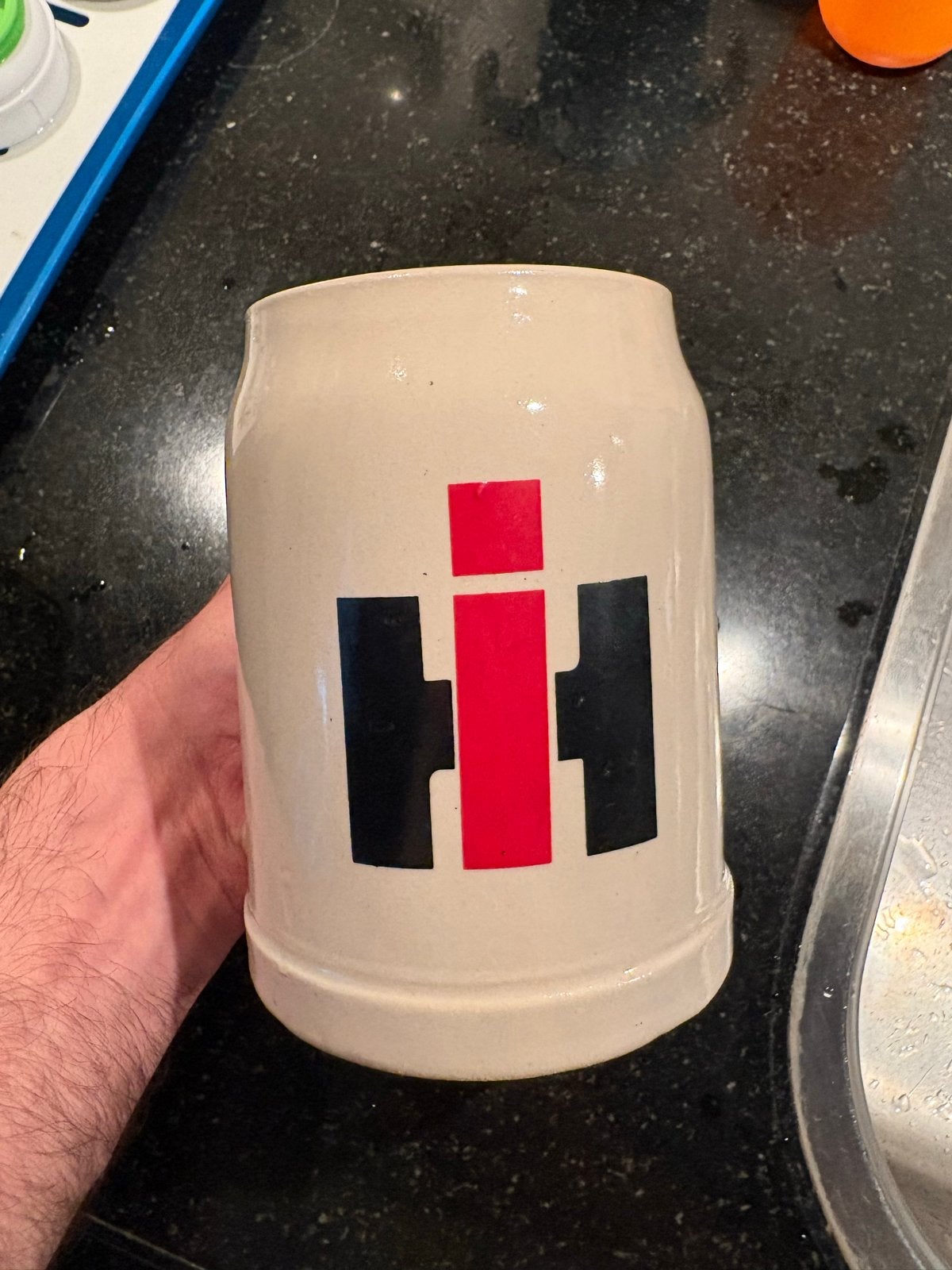 Originele IH International Harvester bierpul - west duits, Ophalen of Verzenden