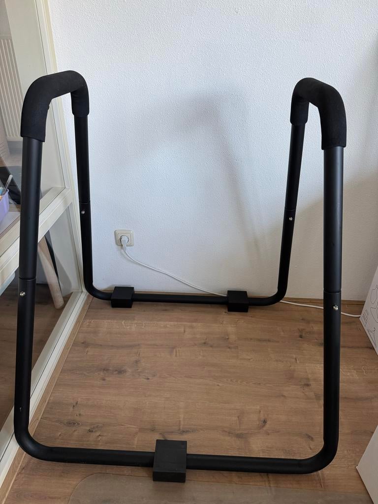 Dip Station / Push-up Bar - Fitness Apparaat, Sport en Fitness, Fitnessmaterialen, Zo goed als nieuw, Overige typen, Armen, Ophalen
