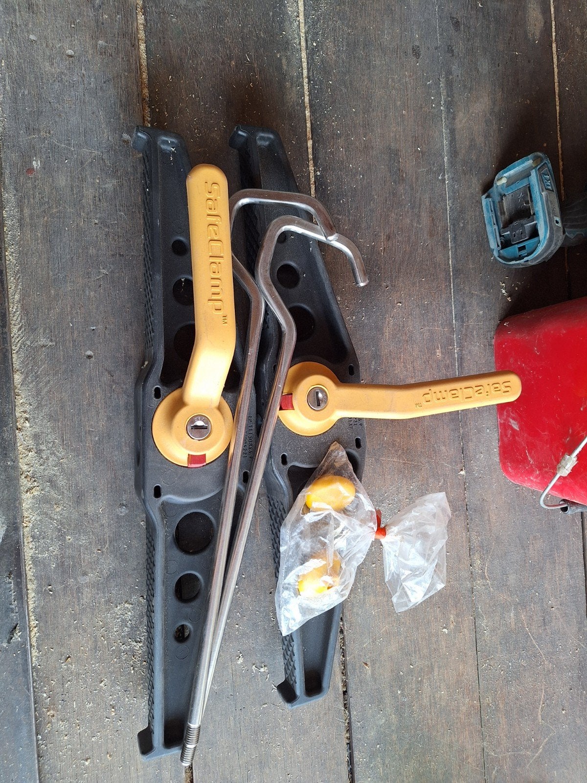 Safeclamp voor vastzetten trap op imperial, Ophalen, Gebruikt, Trap