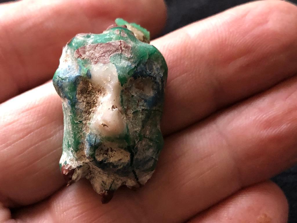 Bodemvondst kleurige GLASHANGER hoofd Phoenicië 2550jr oud!, Ophalen of Verzenden