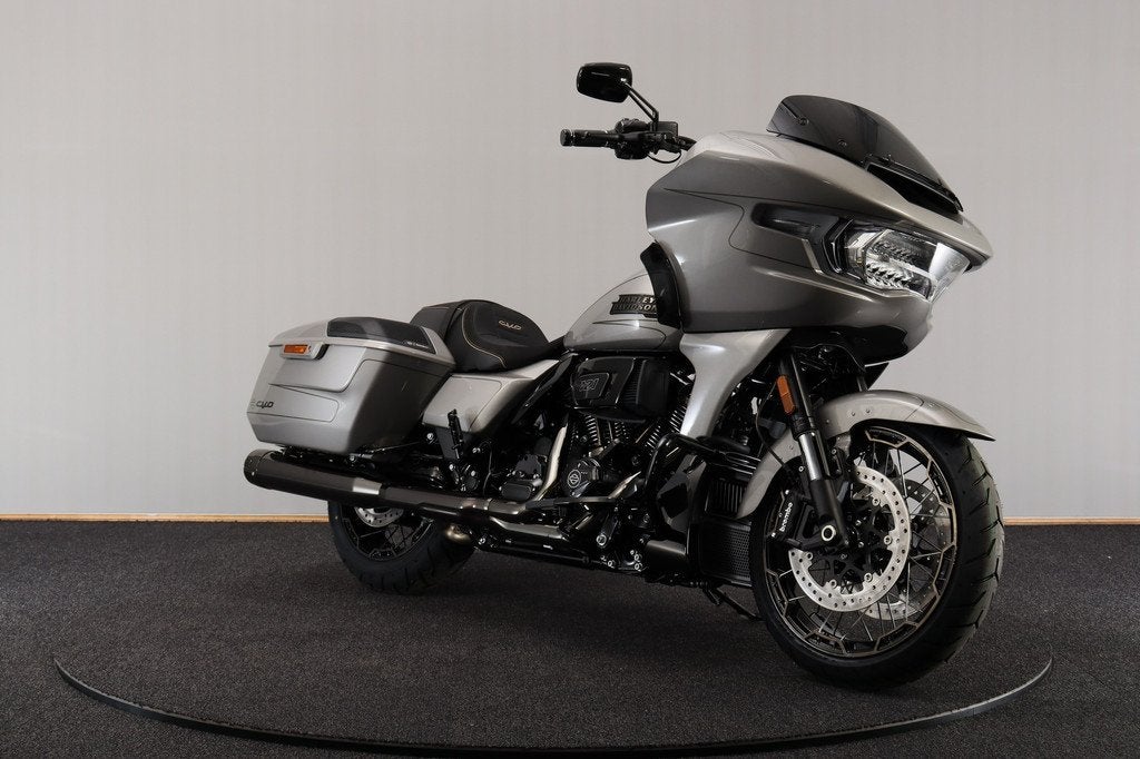 Harley-Davidson FLTRXSE CVO Road Glide Custom Color Platinum, Motoren, Cruise Control, Bedrijf, Overig, 1923 cc