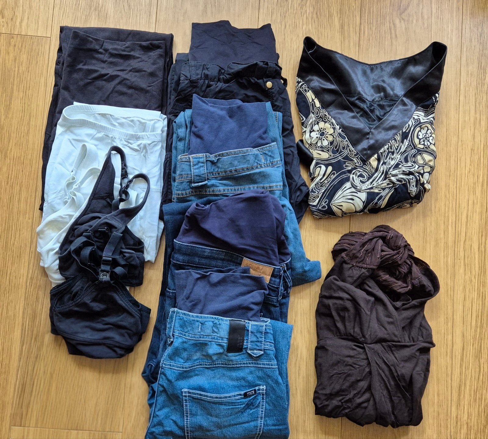 Set zwangerschapskleding van o.a. Mama-Licious en H&M maat M, Ophalen of Verzenden, Gedragen, Maat 38/40 (M)