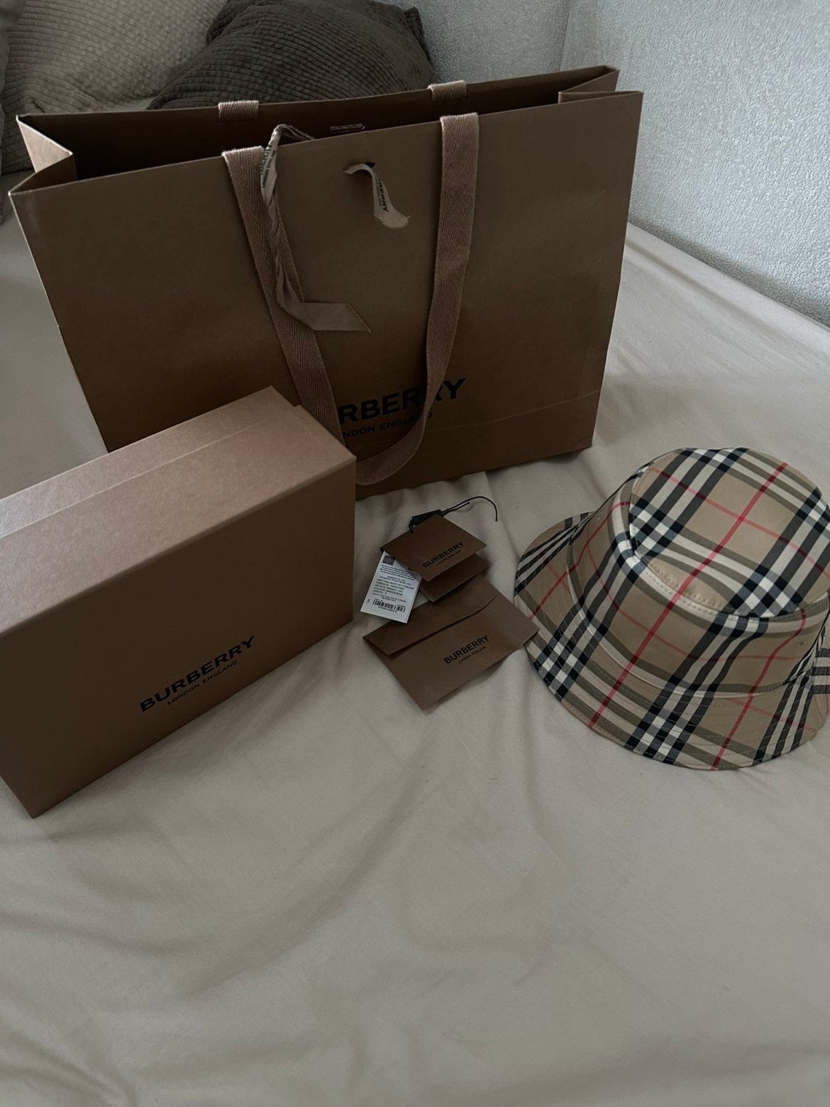 Burberry Hoed, Ophalen of Verzenden, Zo goed als nieuw