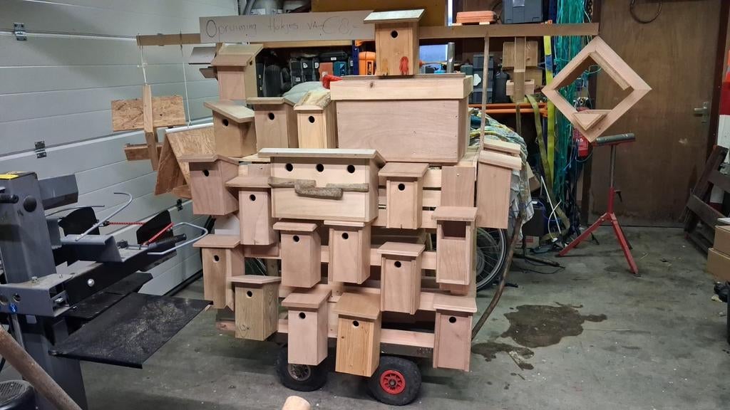 Vogelhuisjes en egelhuisjes, Ophalen of Verzenden, Nieuw
