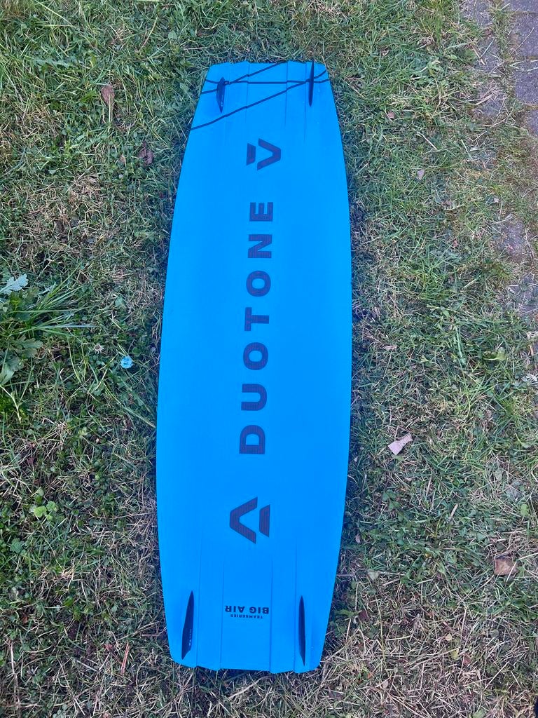 Duotone Team Series Big Air Twintip Kiteboard, Watersport en Boten, Kitesurfen, Gebruikt, Twintip, Kiteboard, Ophalen of Verzenden