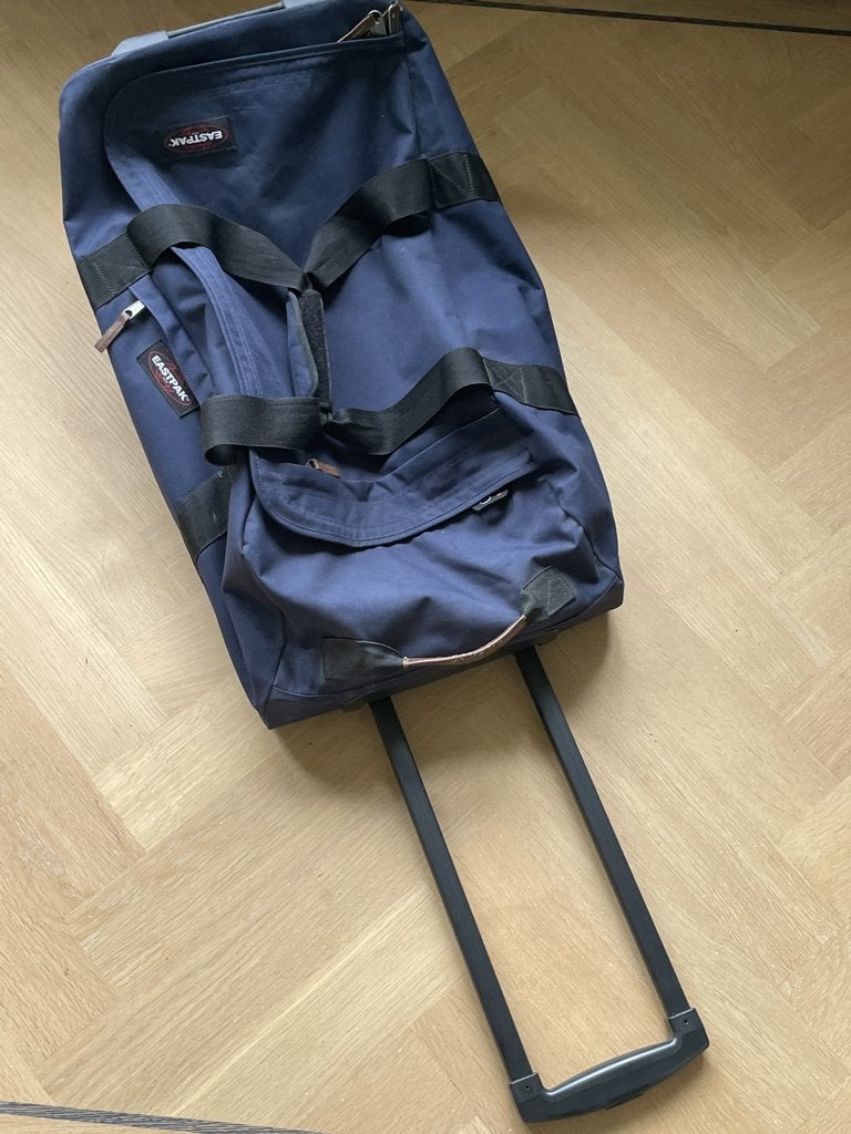eastpak reistas met wieltjes, Ophalen, Gebruikt, Blauw, Minder dan 35 cm
