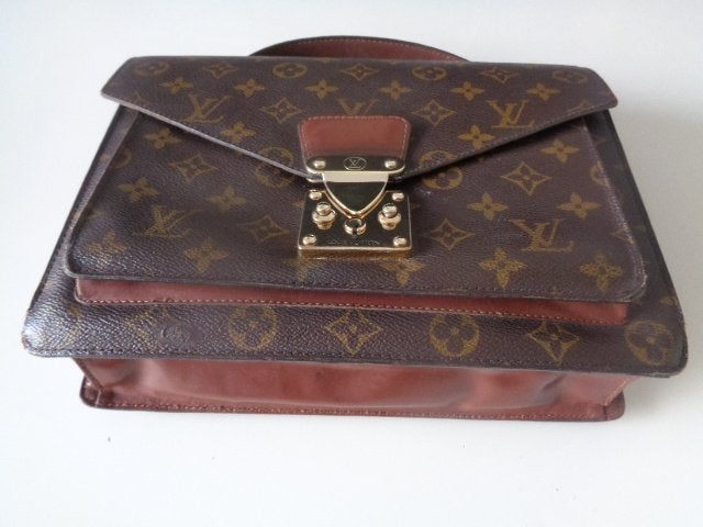 5301-650-2 : Louis Vuitton pochette metis schoudertas, Ophalen of Verzenden, Zo goed als nieuw, Bruin, Handtas