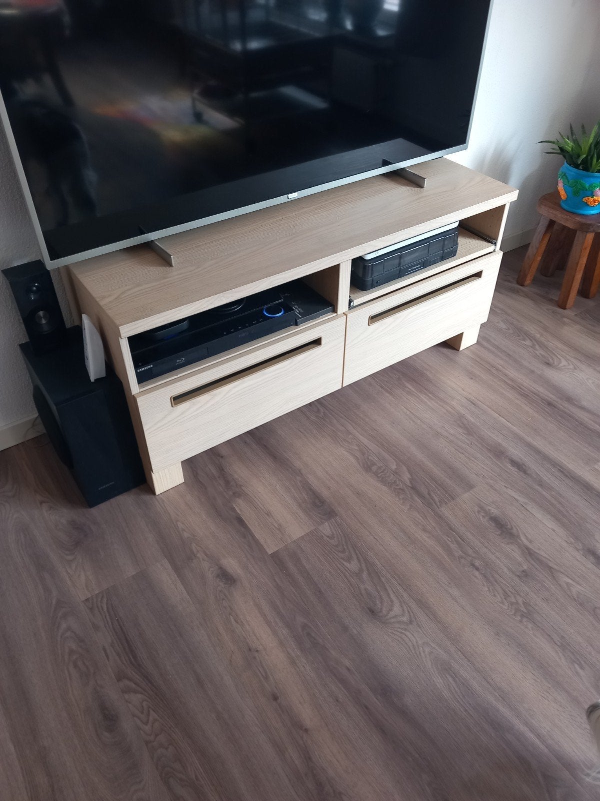 TV kastje ikea 2 laden 1 schuifplank, 100 tot 150 cm, Leuk, Ophalen of Verzenden, Zo goed als nieuw