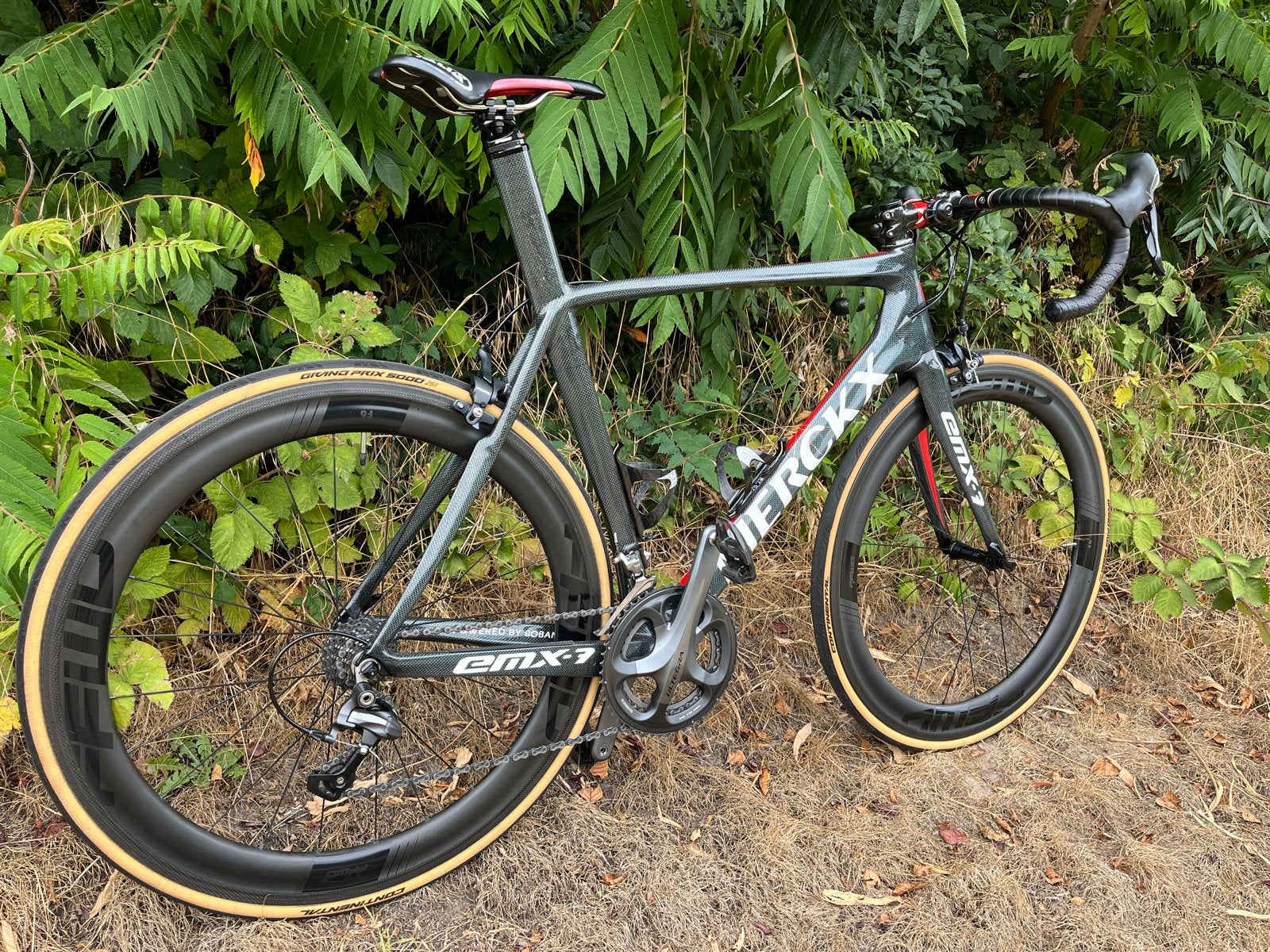 Foto 15 van Eddy Merckx EMX-7 racefiets - Carbon, Ultegra, FFWD wielen