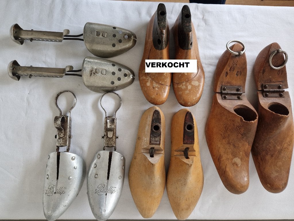 2 sets schoenmallen en 2 sets schoenspanners., Antiek en Kunst, Ophalen of Verzenden