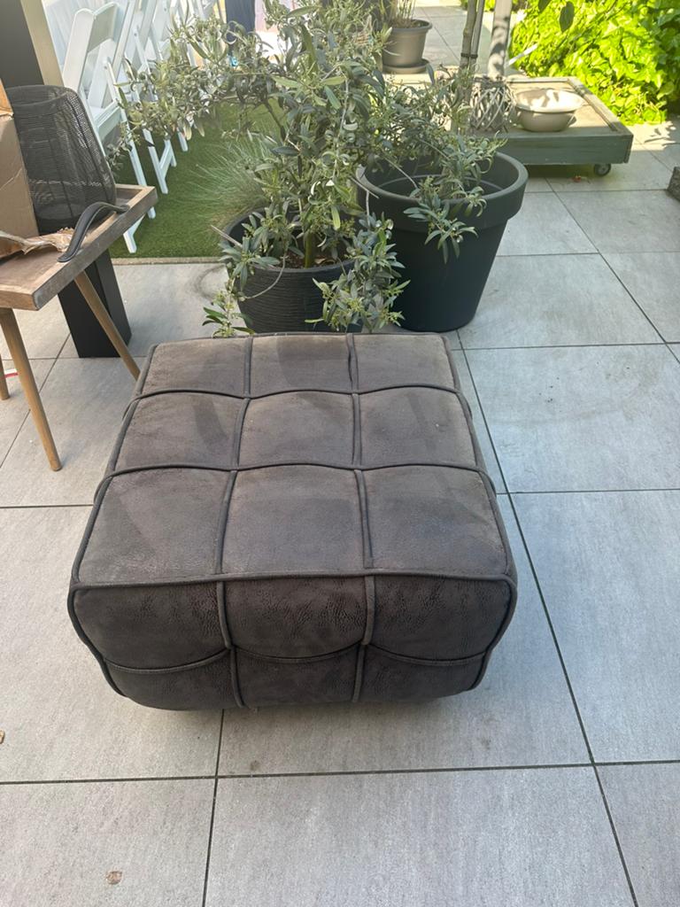 Gratis poef, Tuin en Terras, Ophalen, Zo goed als nieuw