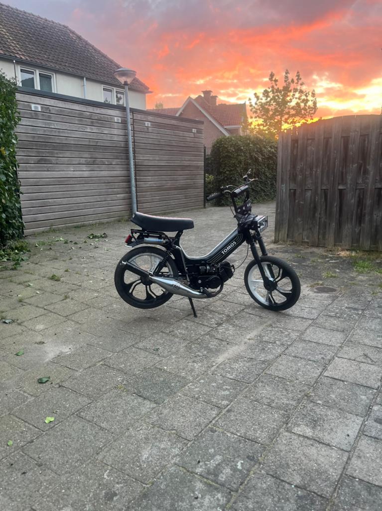 Ik koop brommers/scooters voor een goede prijs, Fietsen en Brommers, Brommers | Tomos, Ophalen, Zo goed als nieuw, Overige modellen