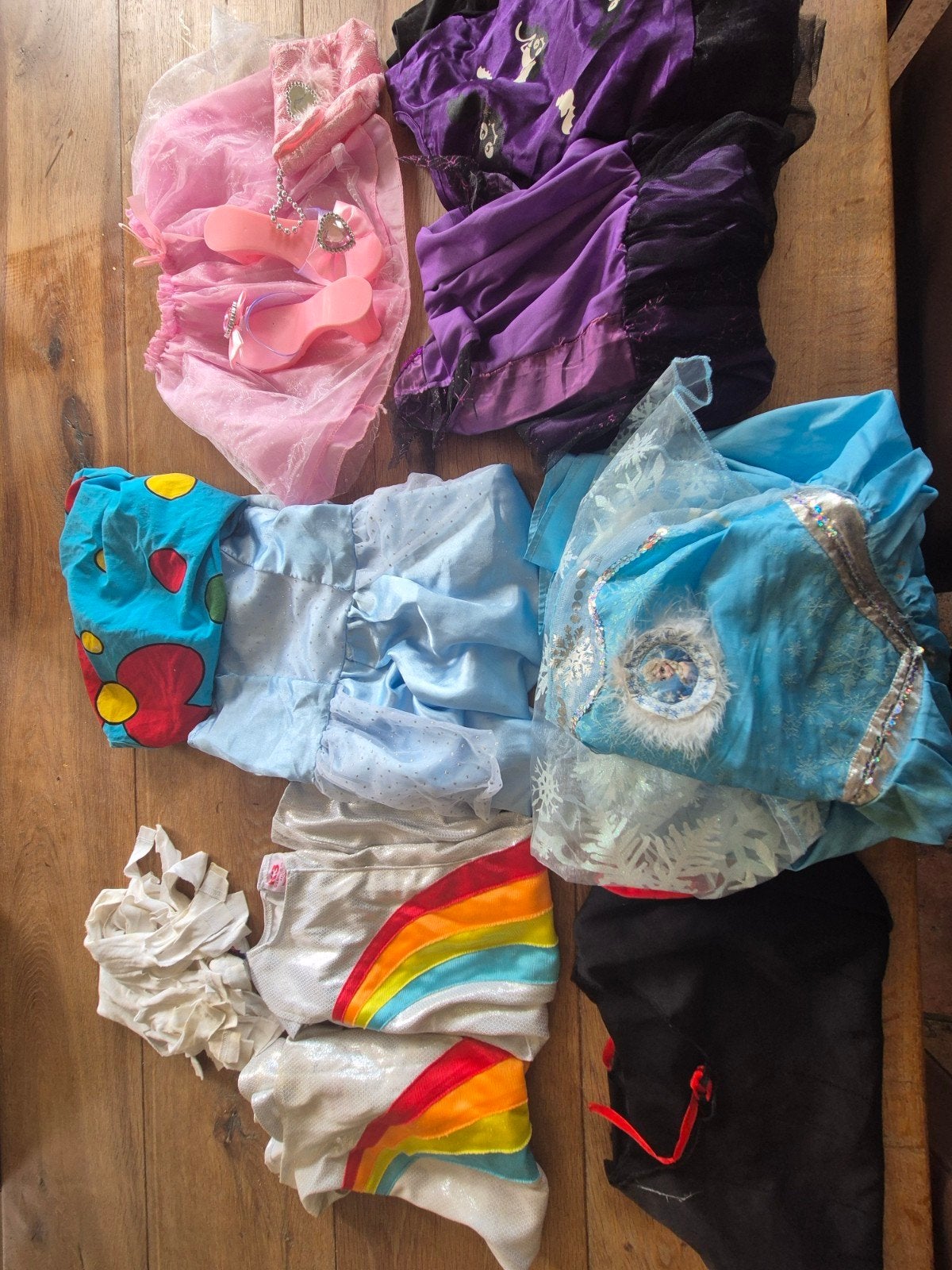 10 setjes verkleedkleren, 3 tm 6 jaar, Kinderen en Baby's, Carnavalskleding en Verkleedspullen, Ophalen of Verzenden, Meisje