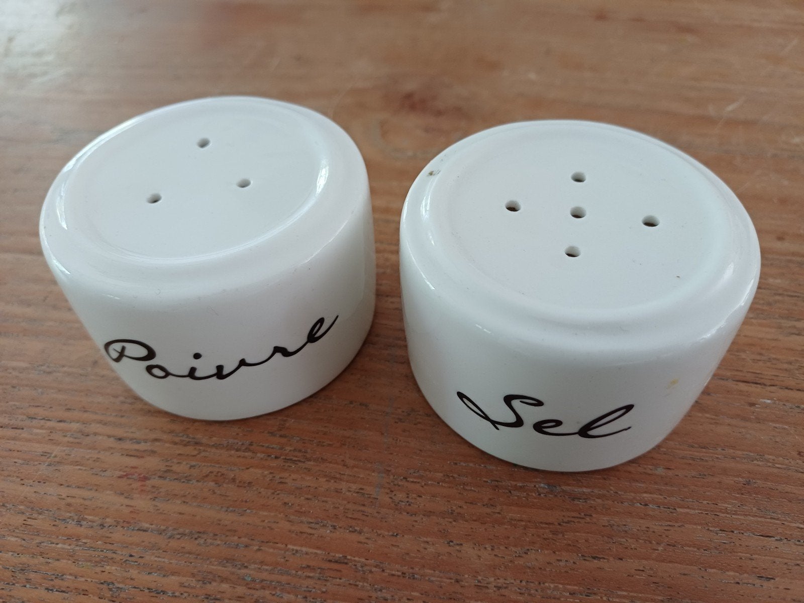 Riviera Maison Peper- en Zoutvaatjes, Overige typen, Ophalen of Verzenden, Zo goed als nieuw, Steen/keramiek