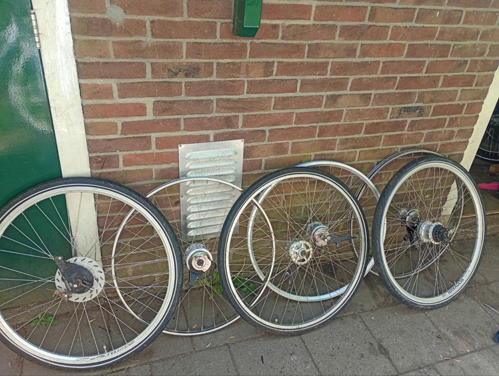 Diverse Shimano Nexus wielen inclusief rollerbrakes, Fietsen en Brommers, Fietsonderdelen, Ophalen of Verzenden, Gebruikt, Band