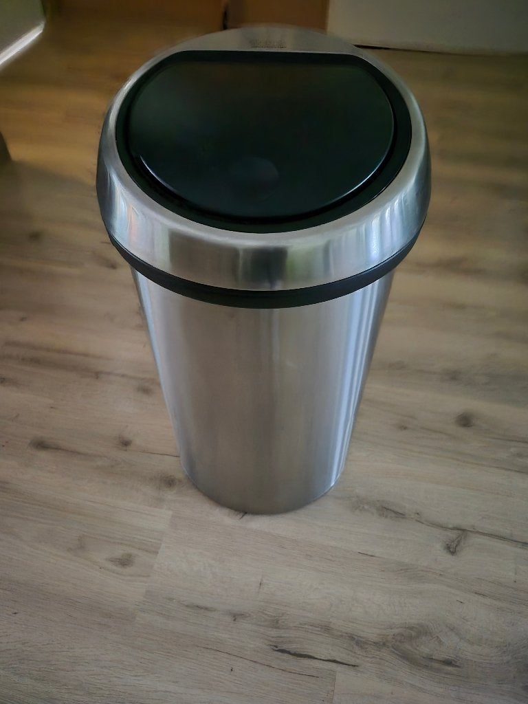 Prullenbak Brabantia(60 liter), Ophalen, Gebruikt, 50 tot 75 cm, 40 liter of meer
