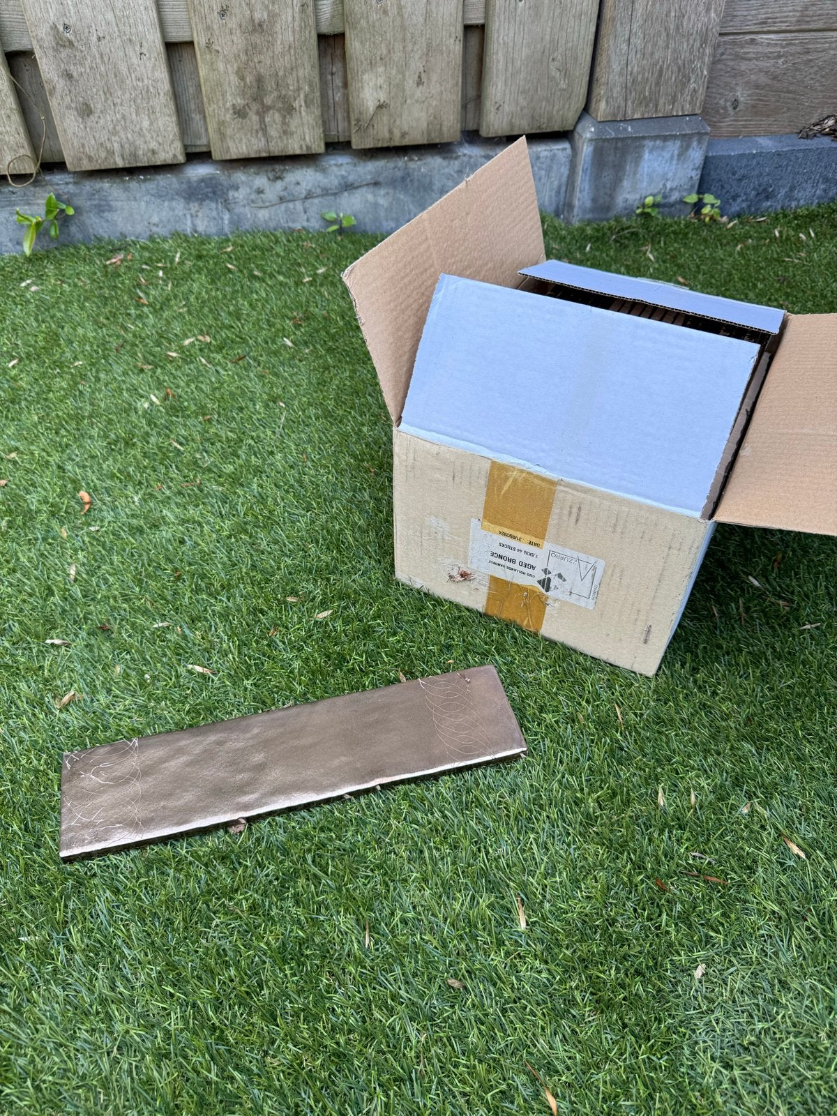 Oud bronze tegels 7,5 x 30 cm - Nieuwe doos 44 stuks, Doe-het-zelf en Verbouw, Tegels, Ophalen, Overige materialen, Wandtegels