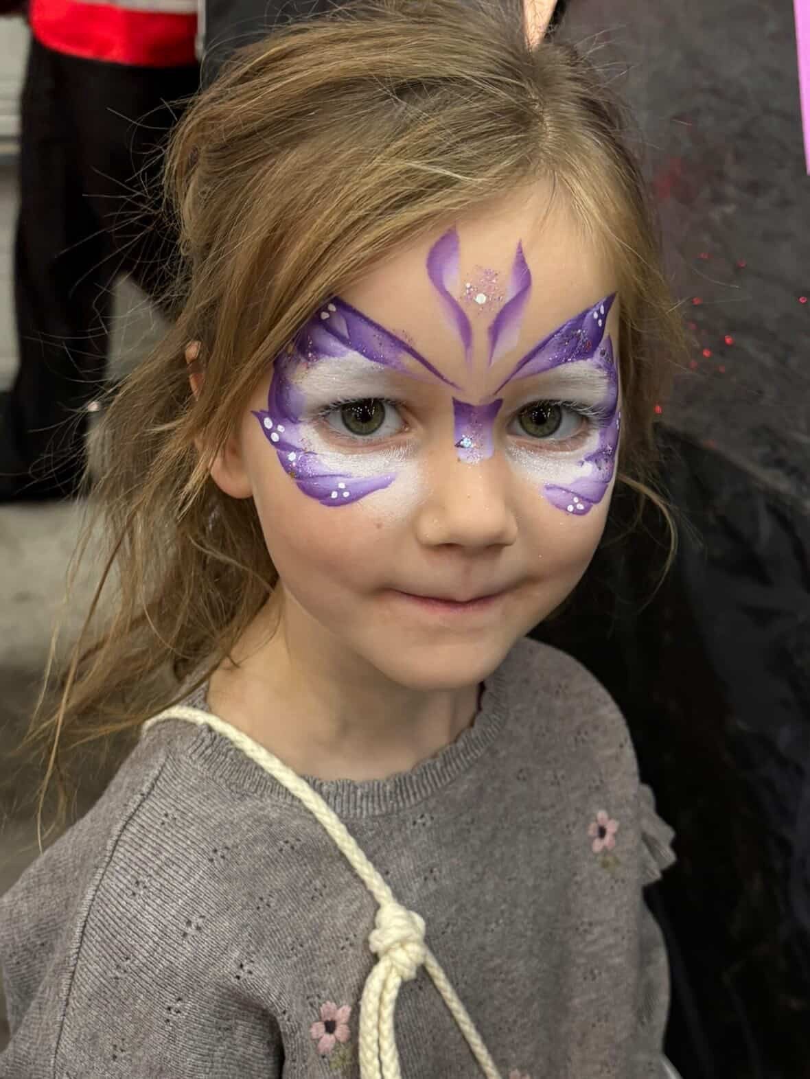 schminken van kinderen en volwasenen prijs in omschrijving, Diensten en Vakmensen, Clowns of Entertainers