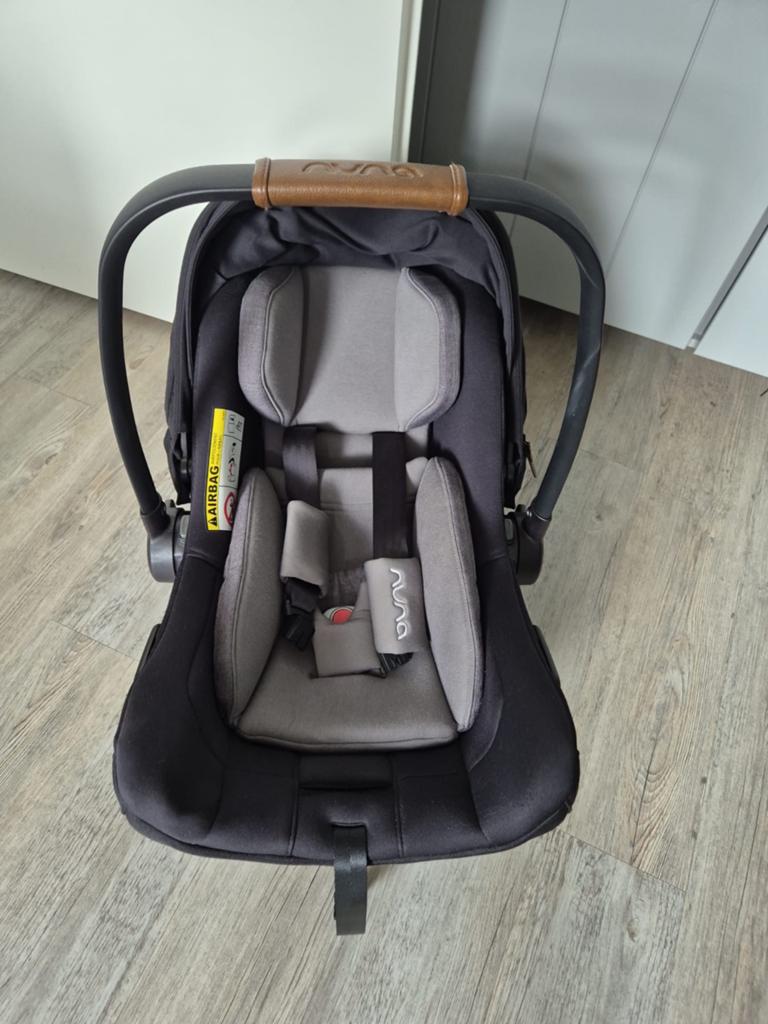 Nuna PIPA Next i-Size autostoel / maxi-cosi (2,8 kg), Ophalen