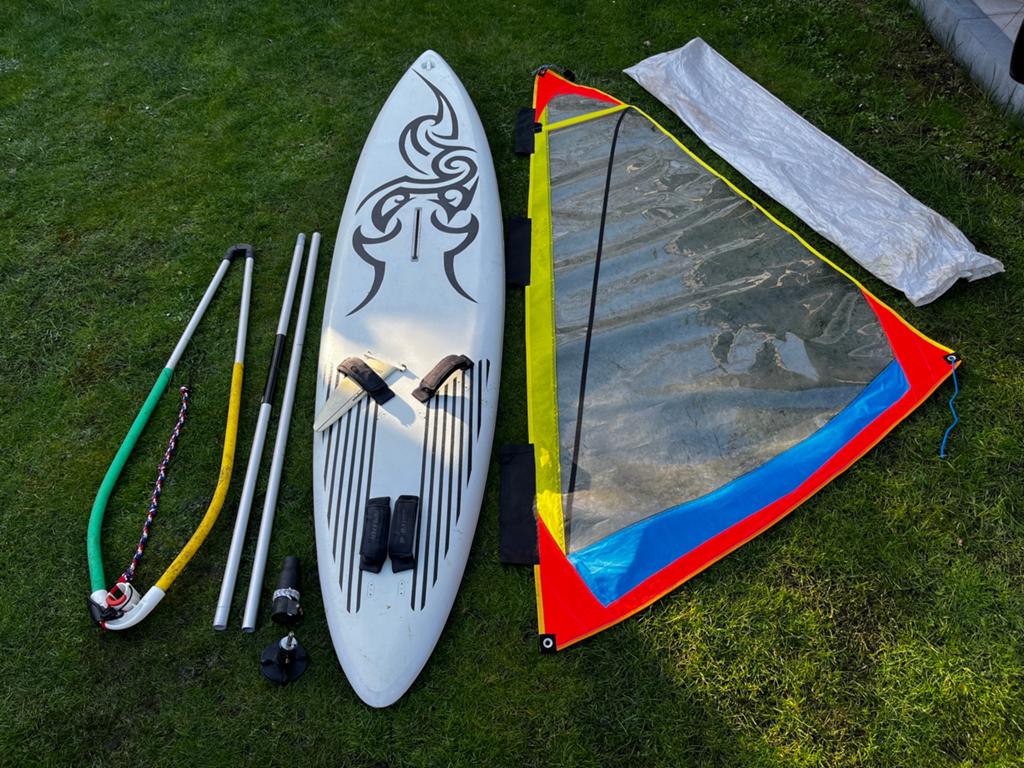 Complete beginnersset kids, Watersport en Boten, Windsurfen, Ophalen, 250 tot 300 cm, Gebruikt, Minder dan 3.5 m²