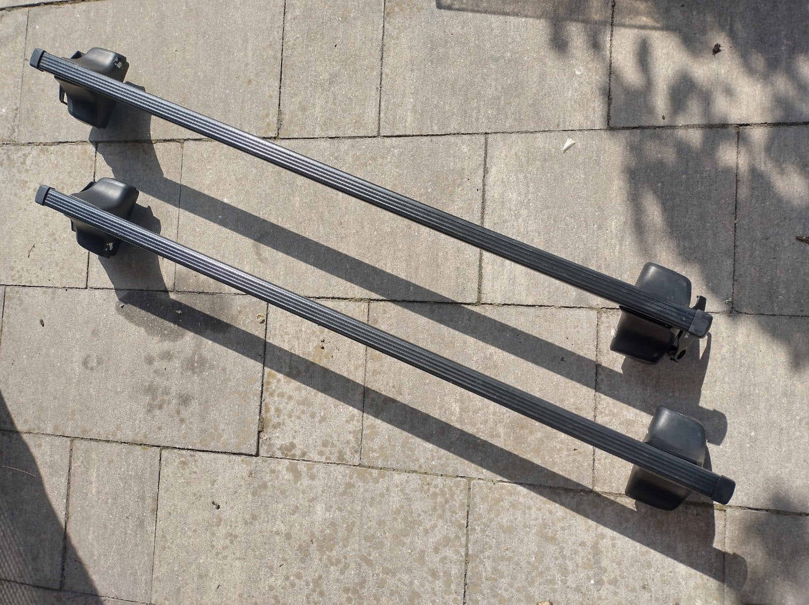 Thule Dakdragers voor o.a. Toyota Corolla 2000-2006, Ophalen, Gebruikt