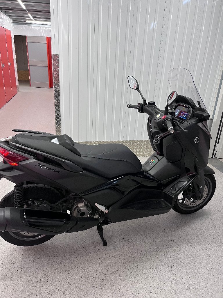 Yamaha X-Max 300 Tech Max +, Motoren, Scooter, Occasion, 292 cc, Handvatverwarming