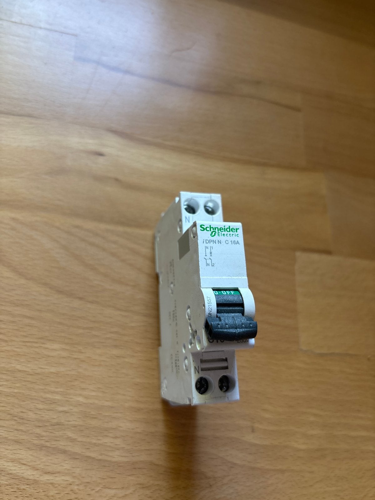 Schneider Electric DPN N C 16A Installatieautomaat, Ophalen of Verzenden, Gebruikt, Schneider Electric, Installatieautomaat