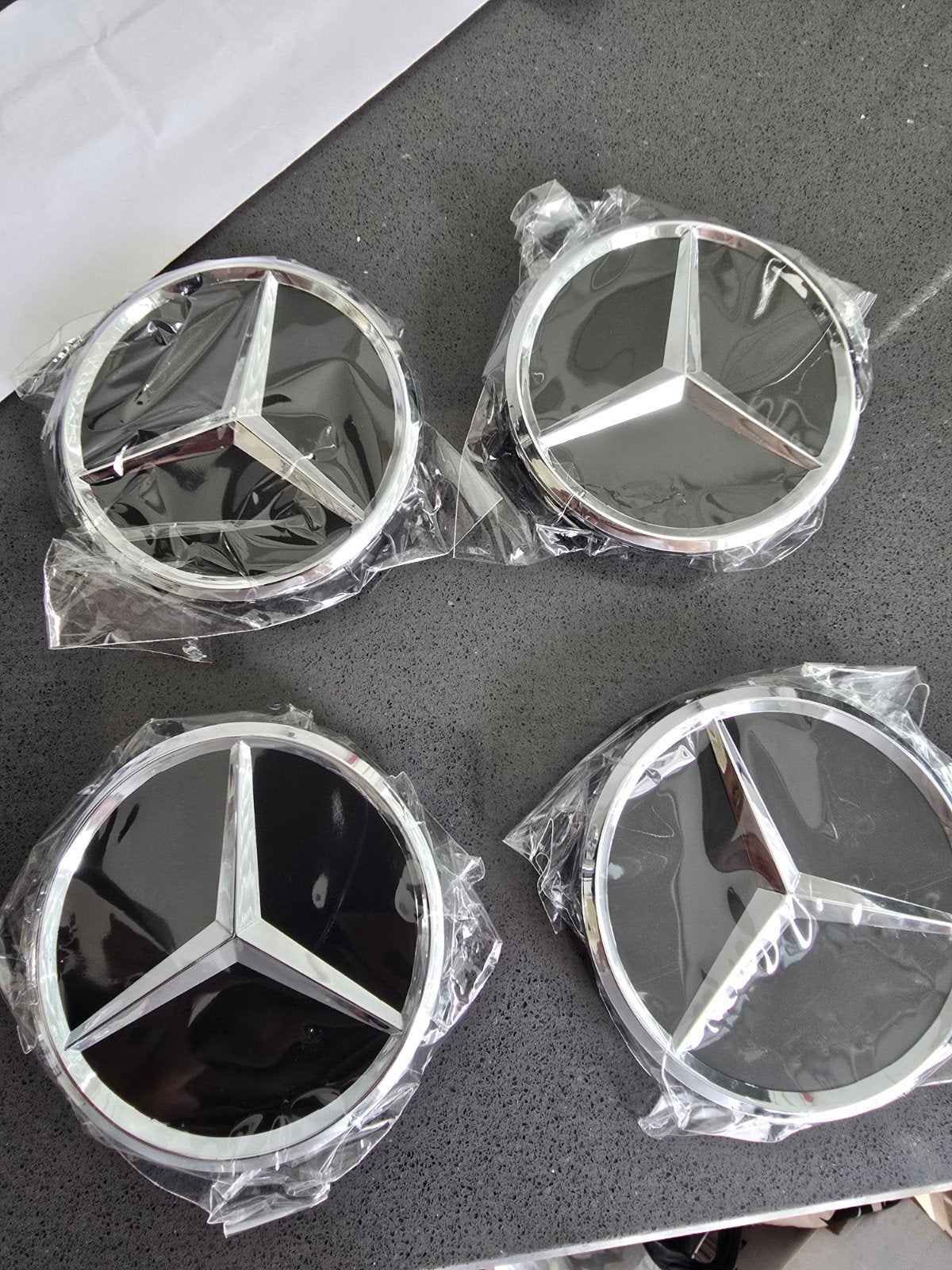 Mercedes-Benz Ster Emblemen - Nieuw (4 stuks), Ophalen of Verzenden