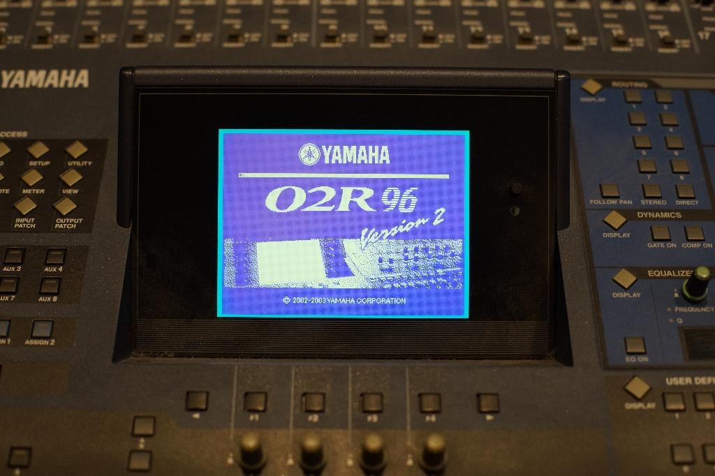 Yamaha O2R-96 v2, Muziek en Instrumenten, Ophalen, Gebruikt, 20 kanalen of meer, Microfooningang