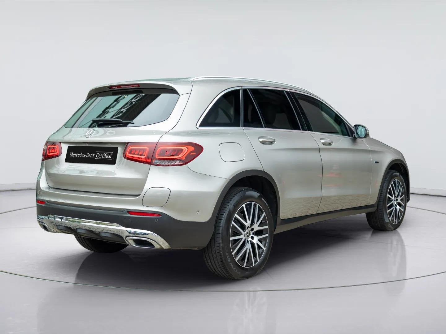 Mercedes-Benz GLC 300e 4MATIC Business Solution Luxury, Auto's, Automaat, Dealer onderhouden, 14 kWh, Gebruikt