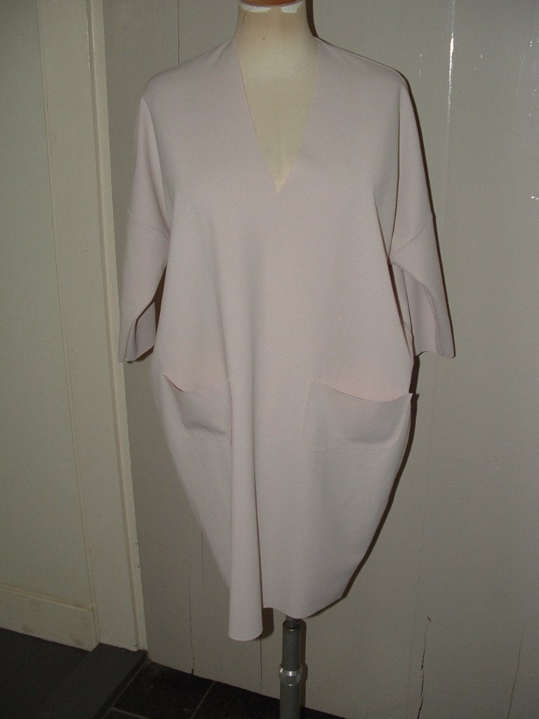 Rinascimento lichtroze (nude) korte jurk / tuniek maat S, Rinascimento, Ophalen of Verzenden, Zo goed als nieuw, Roze