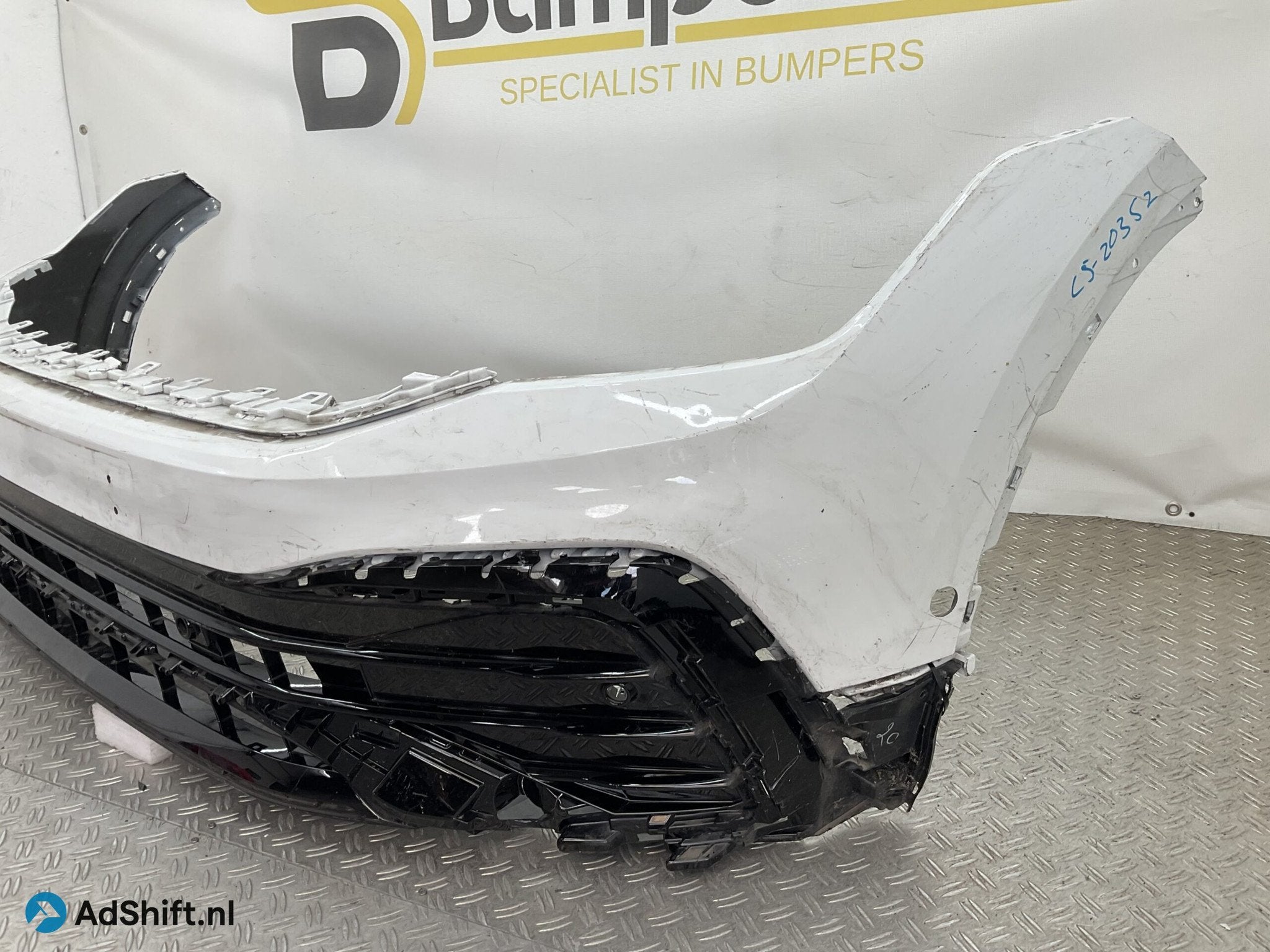 Bumper Volkswagen Tiguan Facelift RLine R-Line 17-24 5NA8072, Auto-onderdelen, Bumper