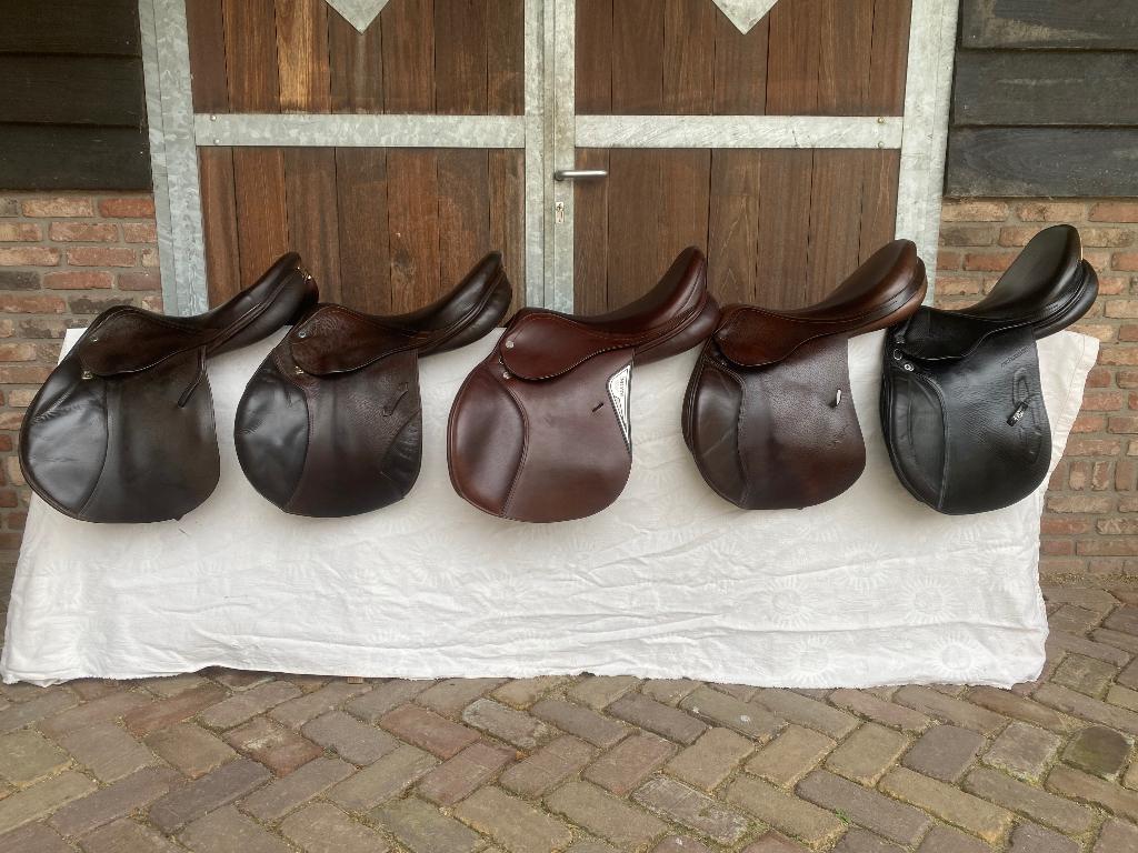 Springzadel Prestige/Stubben 2x/Equipe/Equiline!!, Dieren en Toebehoren, Ophalen of Verzenden, Zo goed als nieuw, Springen
