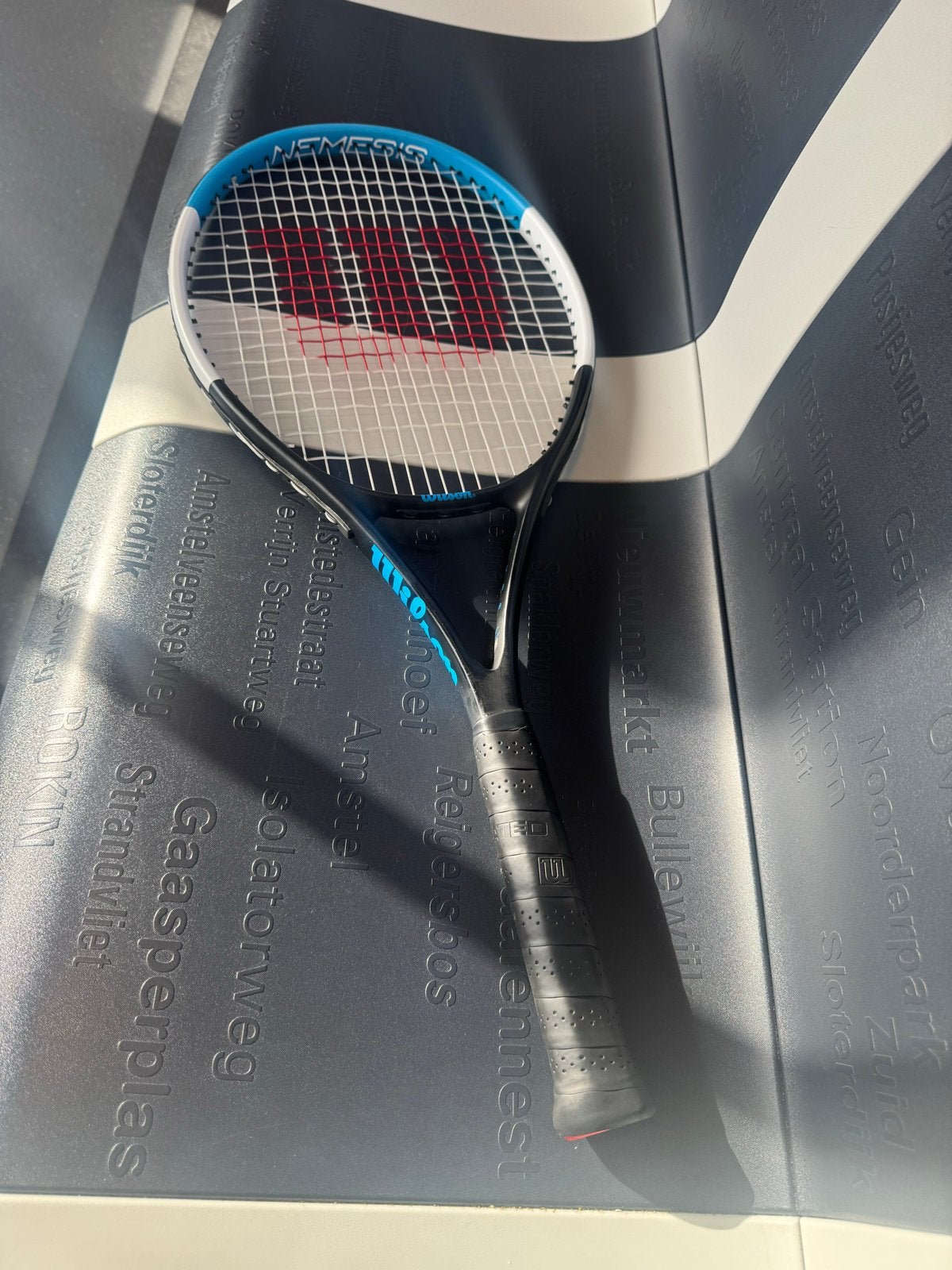 Wilson Nemesis Tour 110 Tennisracket - Zo goed als nieuw, L2, Ophalen of Verzenden, Zo goed als nieuw, Wilson