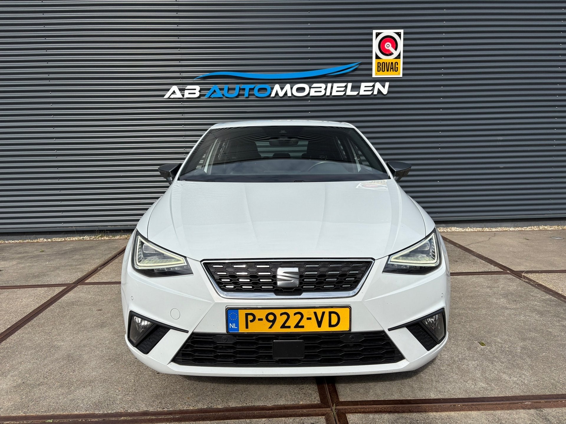 Seat Ibiza 1.0 EcoTSI FR Business Intense AUTOMAAT/ CARPLAY/, Auto's, Euro 6, Met garantie (alle), 1098 kg, Alcantara