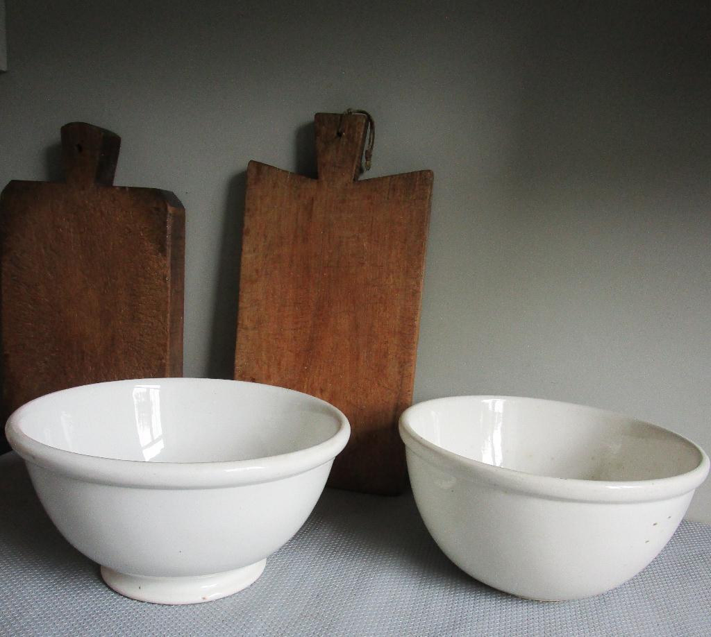 2 mooie oude deegkommen, Antiek en Kunst, Antiek | Servies los, Ophalen of Verzenden