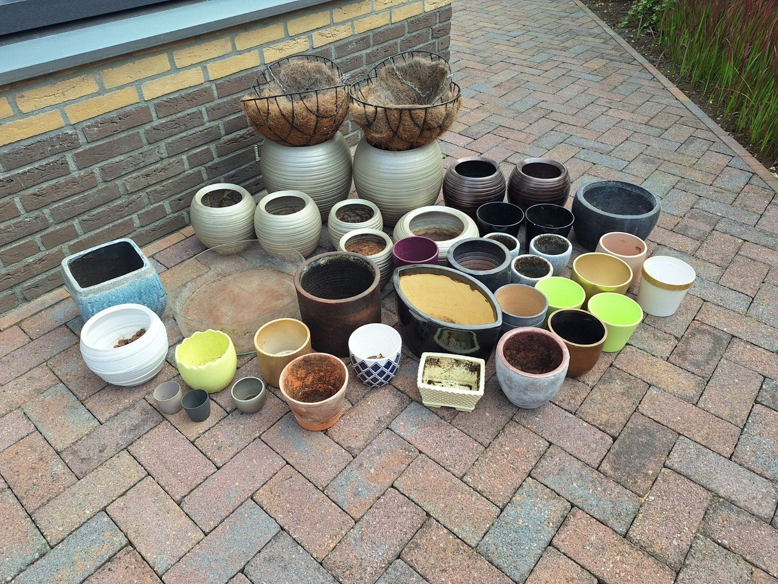 Diverse bloempotten en plantenbakken, Ophalen, Gebruikt, Balkon