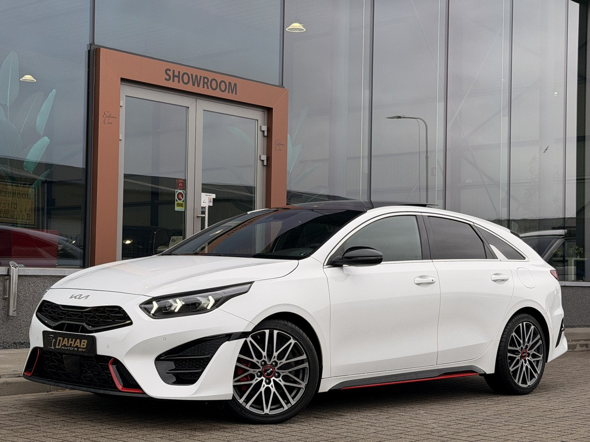 Kia ProCeed 1.6 T-GDi GT | 204PK | Stoelverwarming voor + ac, Auto's, 15 km/l, Gebruikt, 1591 cc, Wit