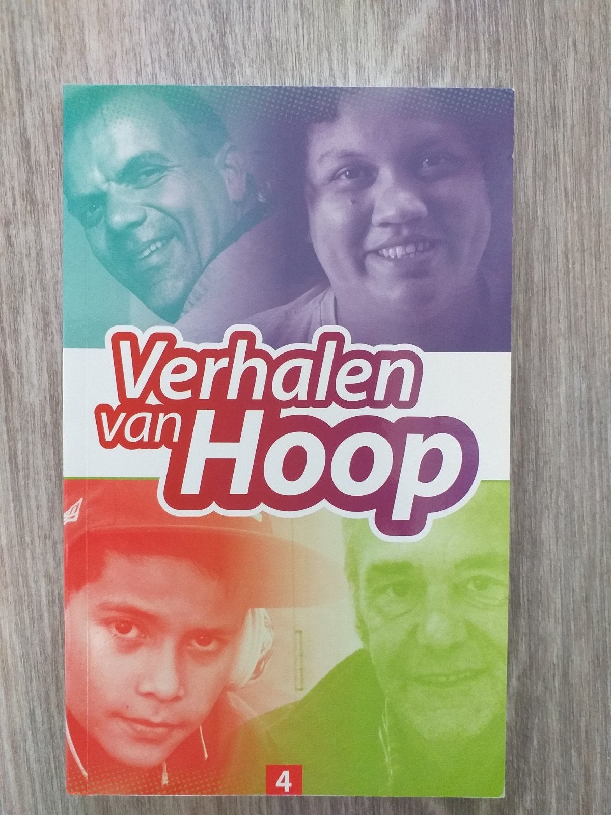Verhalen van Hoop - Deel 4 (Christelijk), Ophalen of Verzenden, Zo goed als nieuw, Stichting Vrienden van De Hoop, Christendom | Protestants