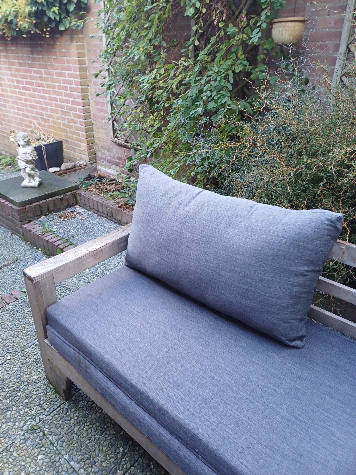 Teakhouten loungebank met grijze kussens, Ophalen, Gebruikt, Teakhout