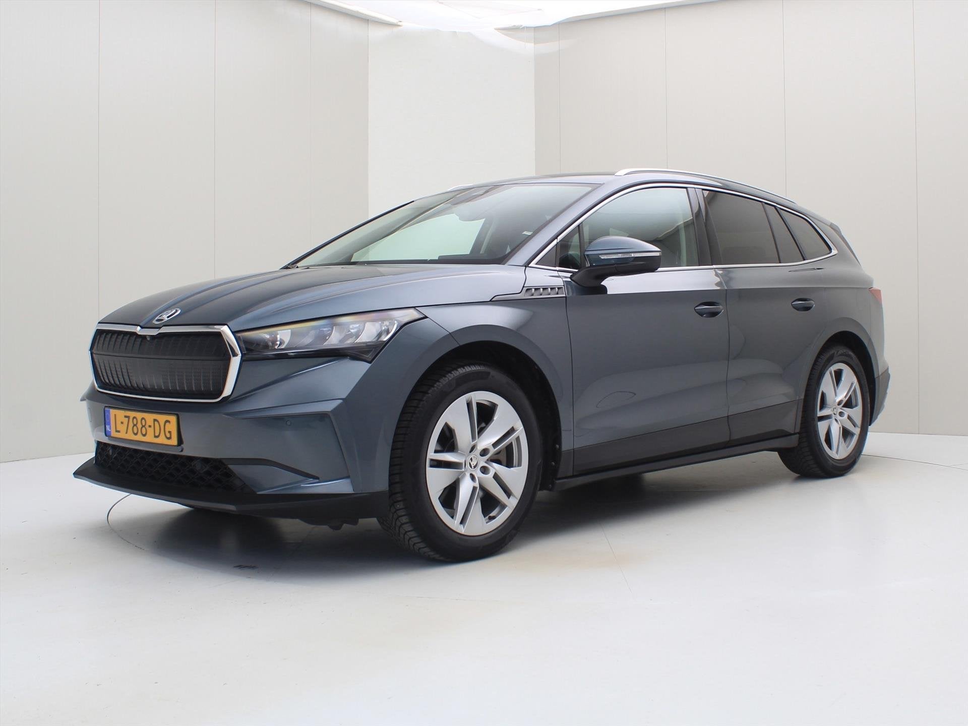 Skoda Enyaq Iv 80 204pk 82kWh Family Edition 88% SoH [ 533KM, Auto's, Automaat, Achterwielaandrijving, Gebruikt, Leder en Stof