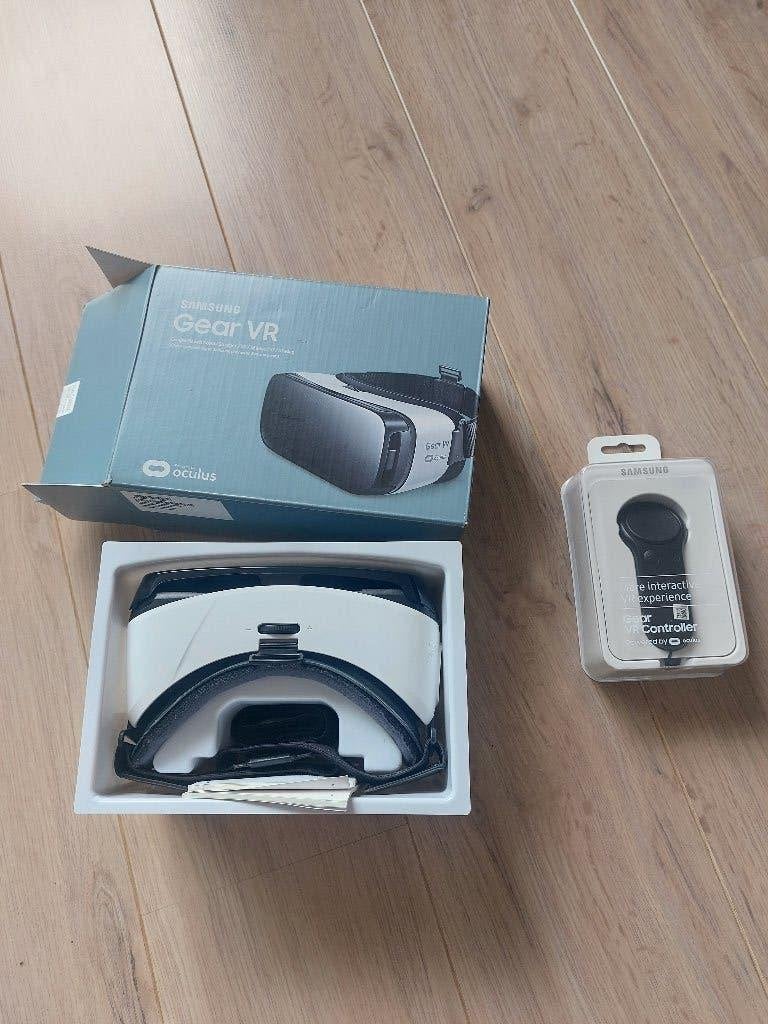 Te koop; Samsung gear vr met controller., Ophalen of Verzenden, Zo goed als nieuw, VR-bril, Telefoon